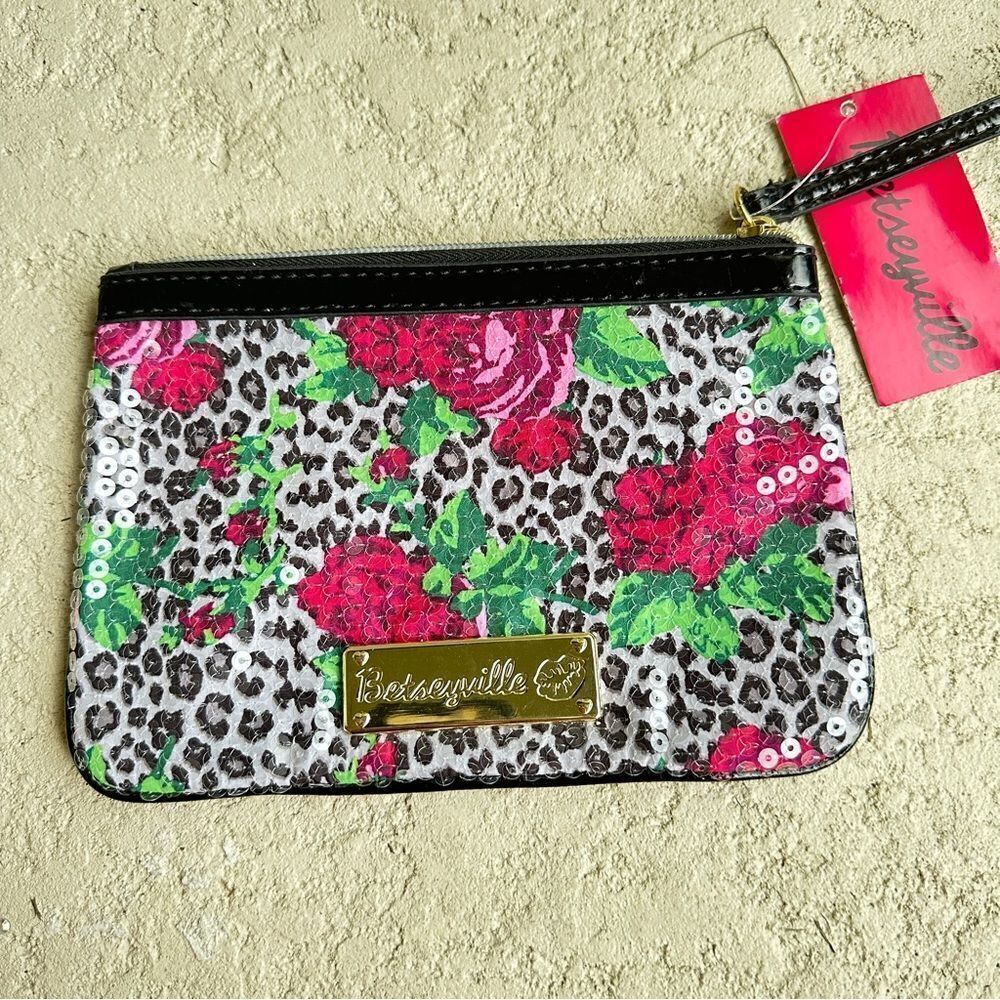 Vintage Y2k Betseyville Betsey Johnson sequin floral wristlet NWT